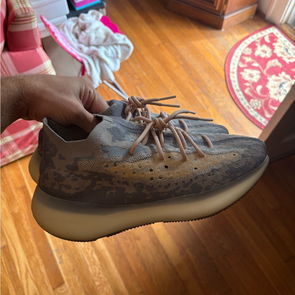 Yeezy 380 “Mist”